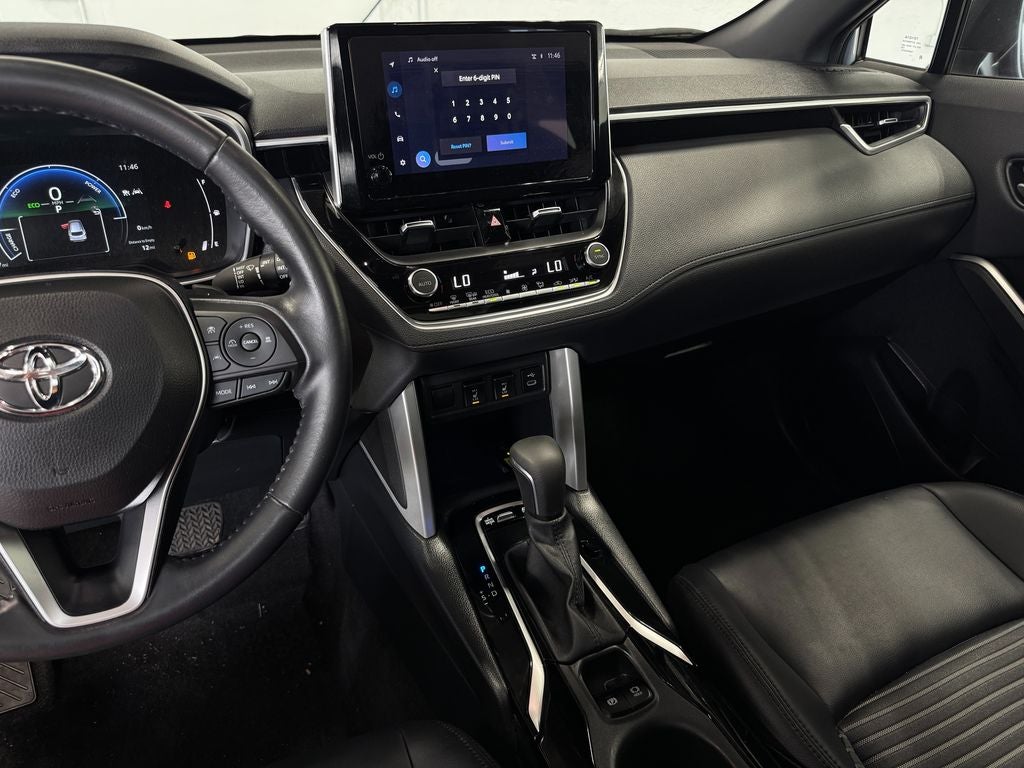 2023 Toyota Corolla Cross Hybrid XSE