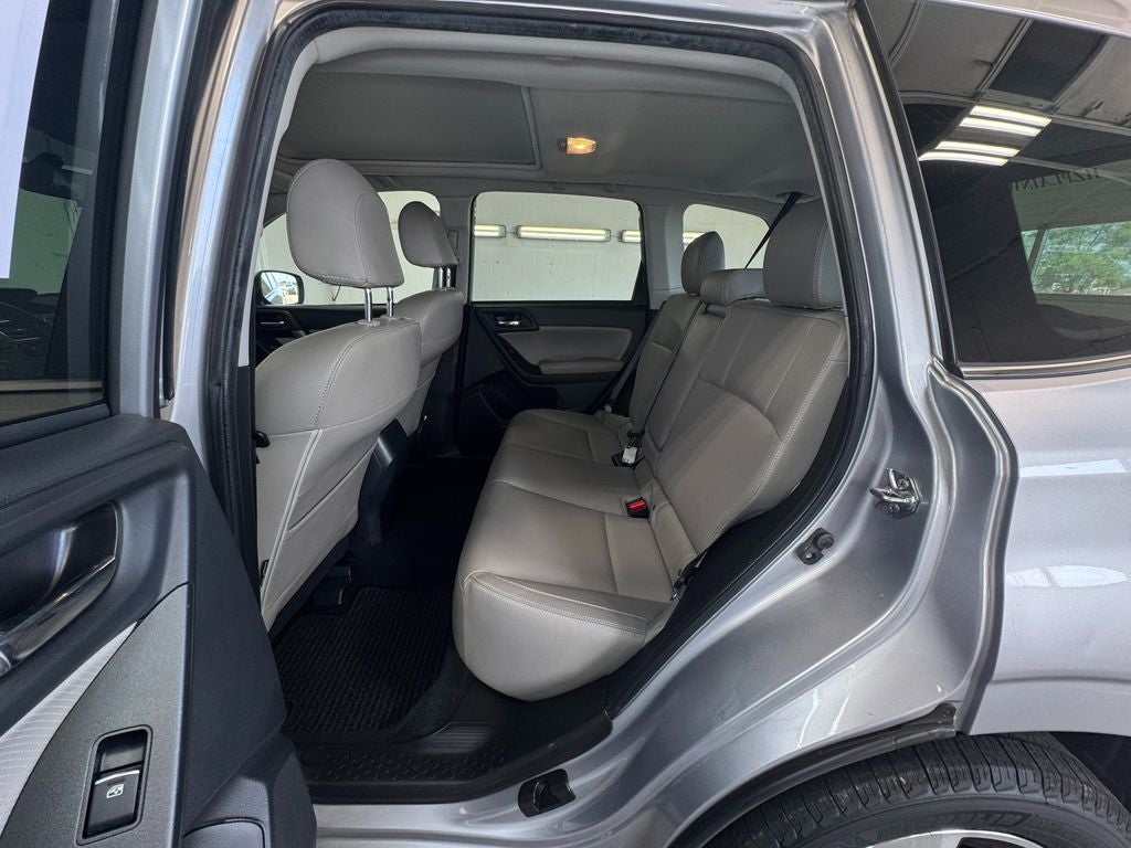 2017 Subaru Forester 2.5i Limited Power moonroof