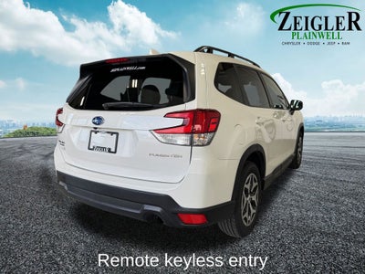 2022 Subaru Forester Premium Blind Spot Detection w/RCTA & Power Rear Gate