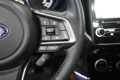 2023 Subaru Forester Touring Power moonroof: Panoramic