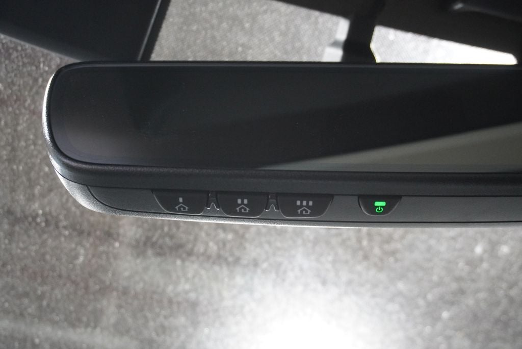 2023 Subaru Forester Touring Power moonroof: Panoramic