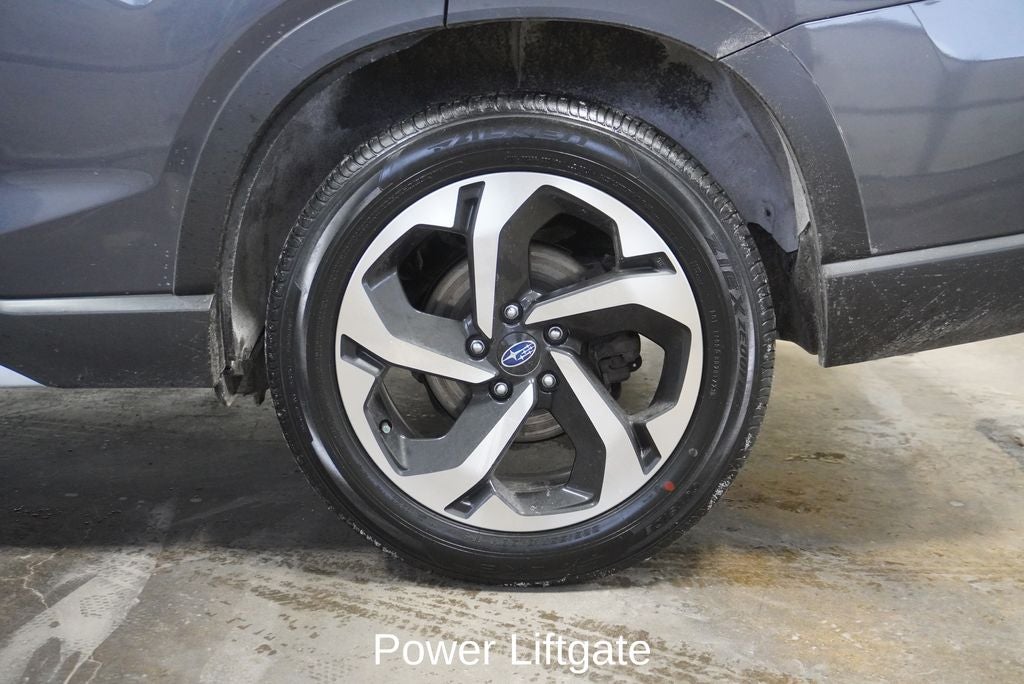 2023 Subaru Forester Touring Power moonroof: Panoramic