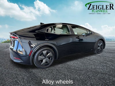 2026 Toyota Prius LE Apple CarPlay