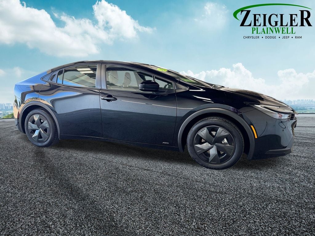 2026 Toyota Prius LE Apple CarPlay