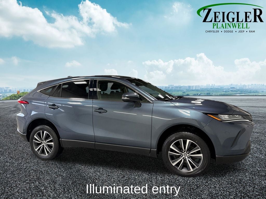 2022 Toyota Venza LE