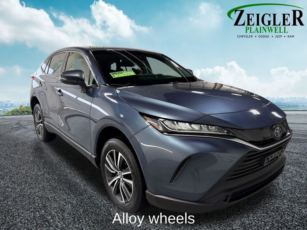 2022 Toyota Venza LE