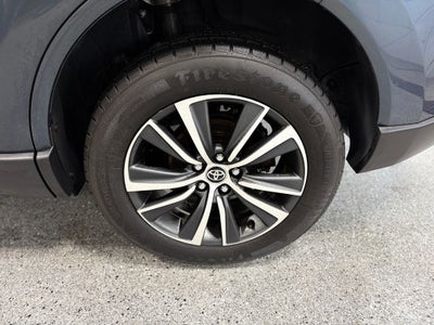 2022 Toyota Venza LE