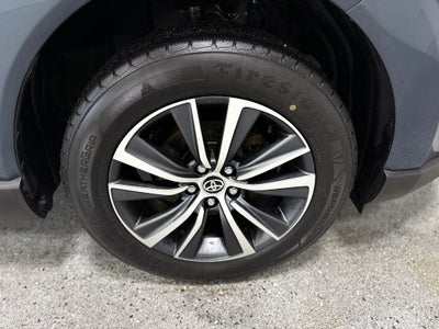 2022 Toyota Venza LE