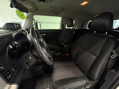 2013 Toyota FJ Cruiser Base