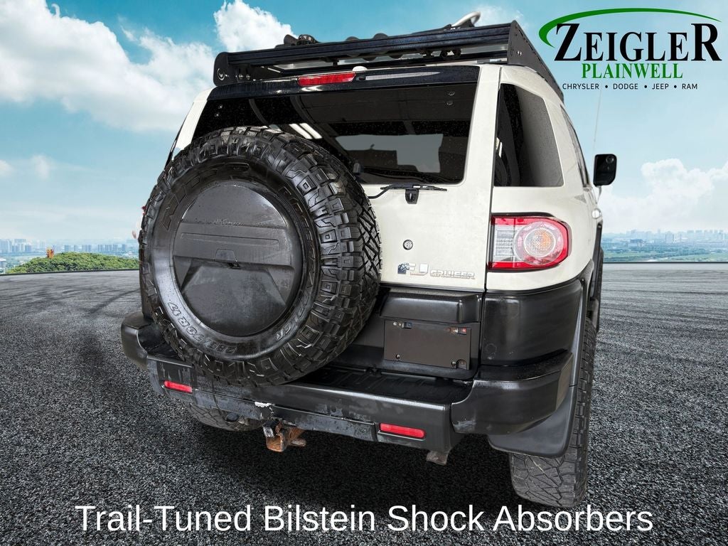2013 Toyota FJ Cruiser Base
