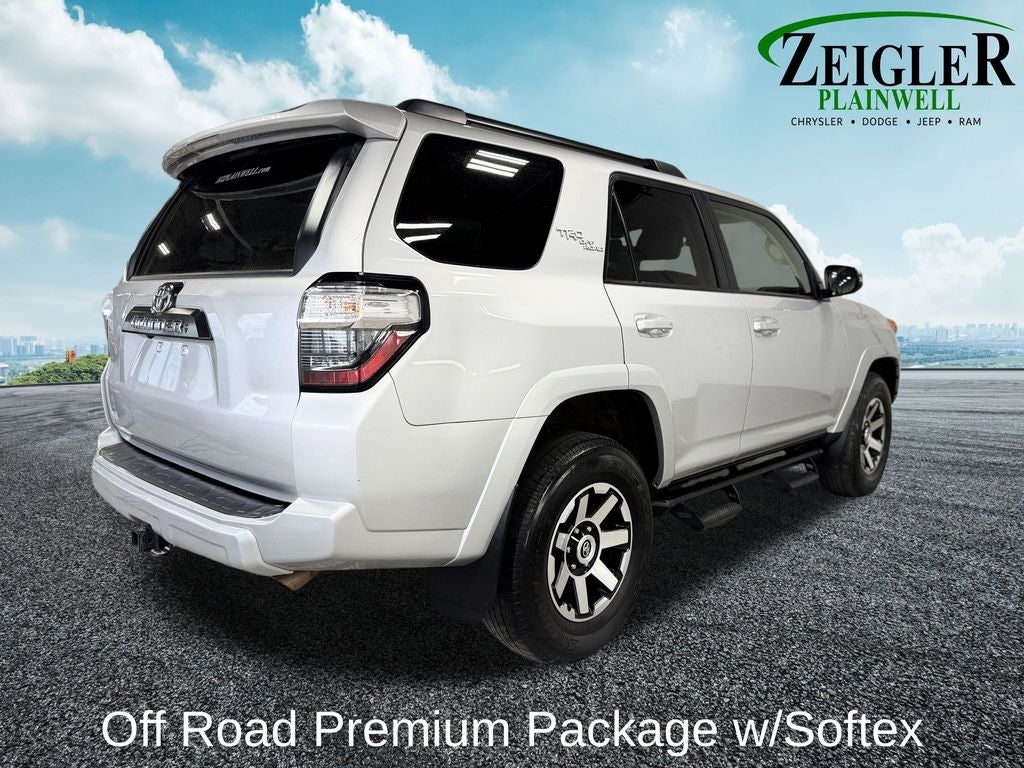 2020 Toyota 4Runner TRD Off-Road Premium Moonroof Package
