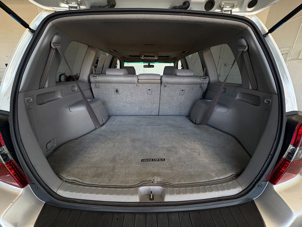 2006 Toyota Highlander V6 Sunroof