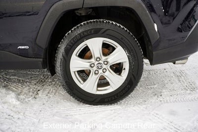 2020 Toyota RAV4 Hybrid XLE Moonroof & Backup Camera