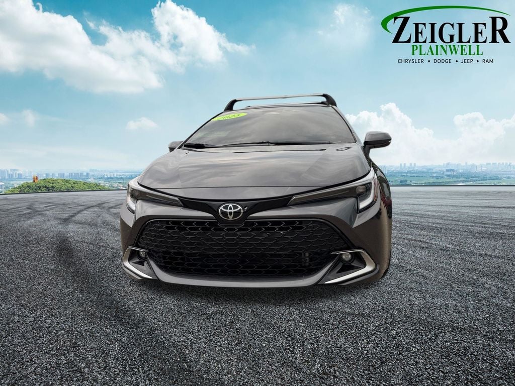 2025 Toyota Corolla Hatchback XSE