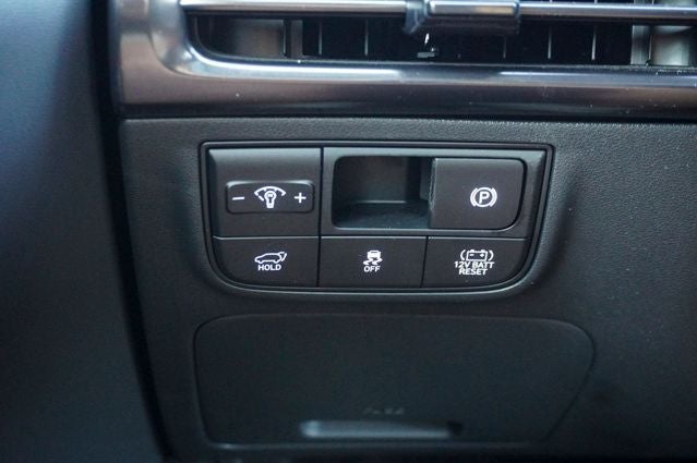 2025 Hyundai Tucson Hybrid N Line Navigation System & Power moonroof