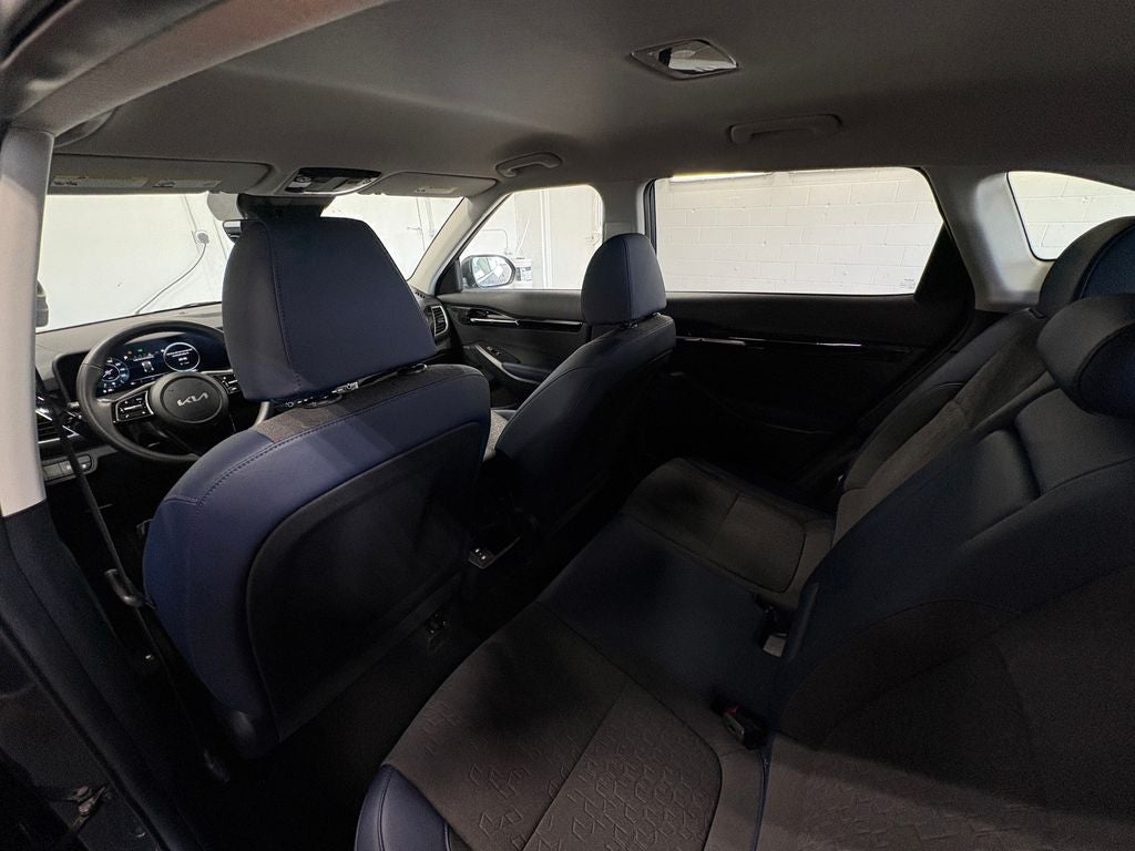 2024 Kia Seltos S Apple CarPlay & Android Auto