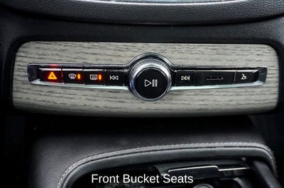 2022 Volvo XC90 T6 Inscription Navigation System & Power Moonroof