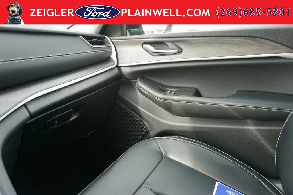2023 Jeep Grand Cherokee Limited 4x4 Navigation Heated Leather & Steering Rear Came