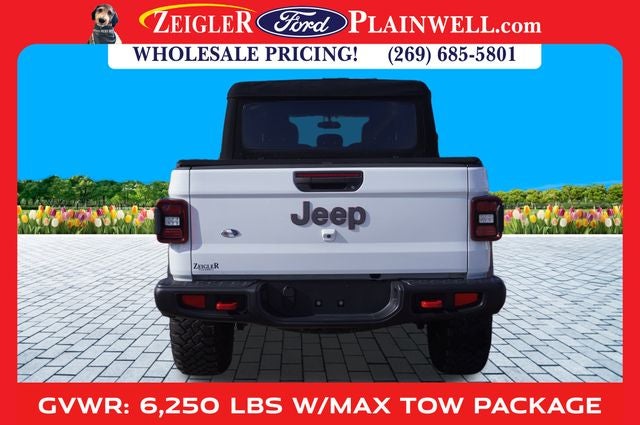 2021 Jeep Gladiator Rubicon 3.6 L V6 Sunrider Top Alpine Audio Rear