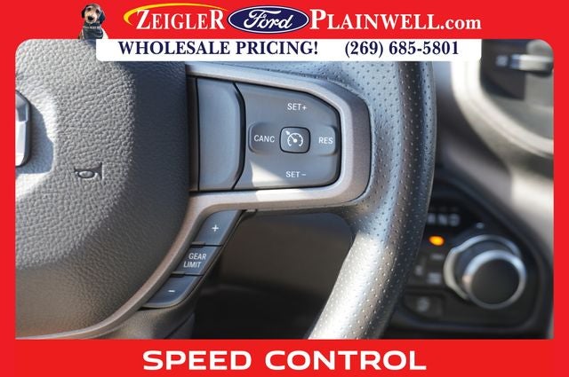 2024 RAM 1500 Tradesman 4x4 CREW CAB V6 3.6L 24 Valve CLASS 4 T TOW GROUP