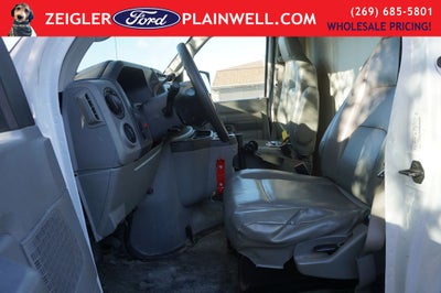 2011 Ford E-450SD Base