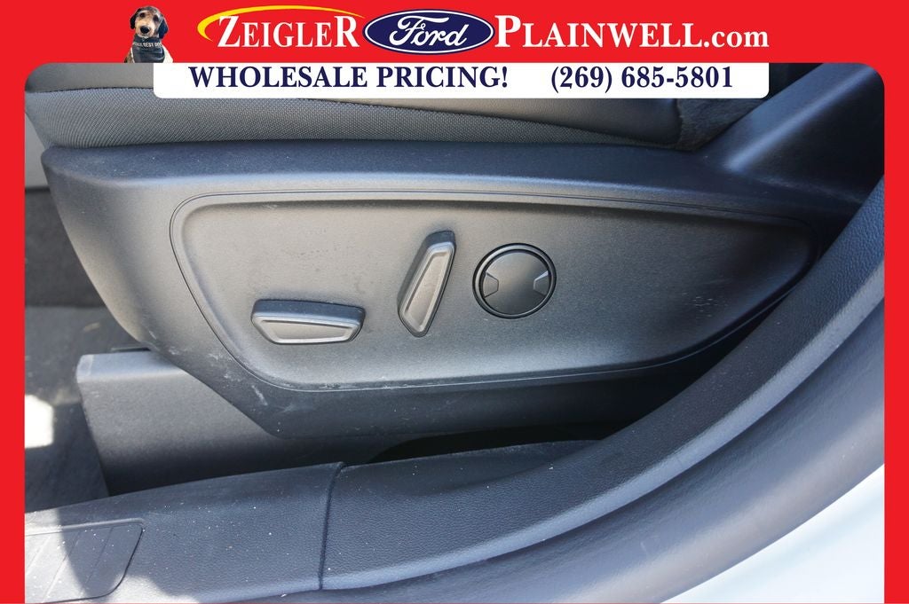 2025 Ford Escape ST-Line AWD ST Line Seats BLis Traffic Alert