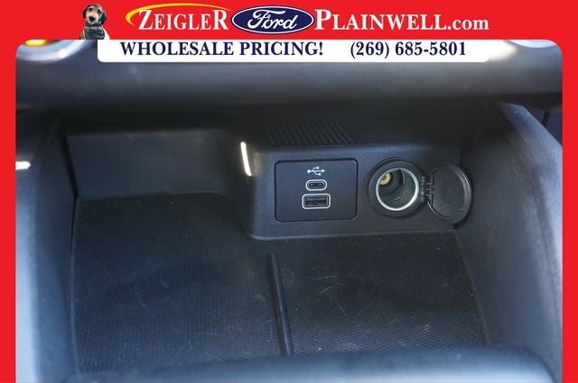 2025 Ford Escape ST-Line AWD ST Line Seats BLis Traffic Alert