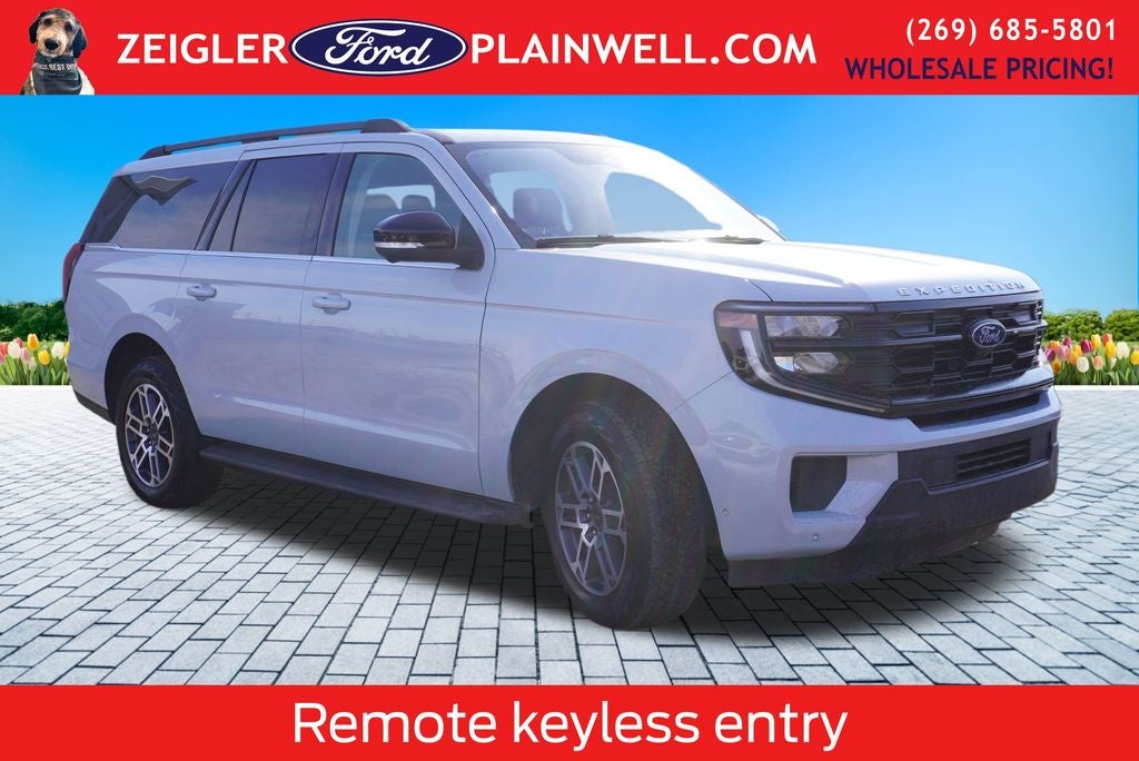 2025 Ford Expedition Max Active 4x4 Leather Panoramic Moonroof Leather Rear Camera