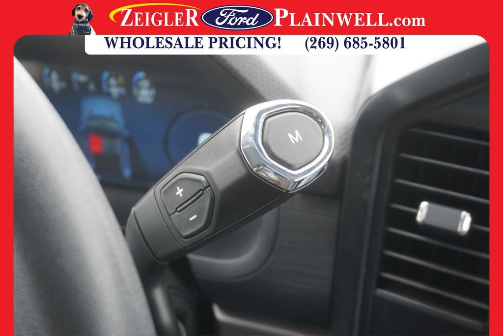 2024 Ford F-150 XL Reg Cab XL 2.7 Liter Ecoboost Rear Camera