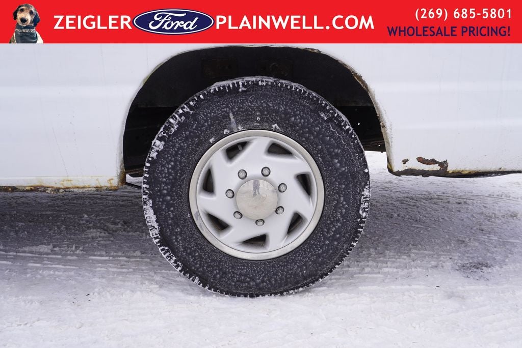 2013 Ford E-250 Passenger Wagon High Roof Passenger with Wheelchair Access