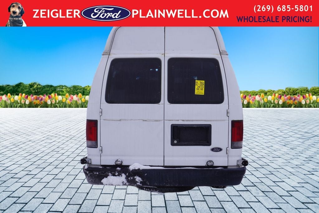 2013 Ford E-250 Passenger Wagon High Roof Passenger with Wheelchair Access