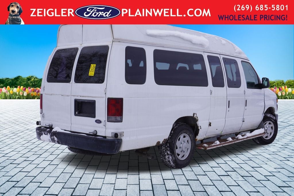2013 Ford E-250 Passenger Wagon High Roof Passenger with Wheelchair Access