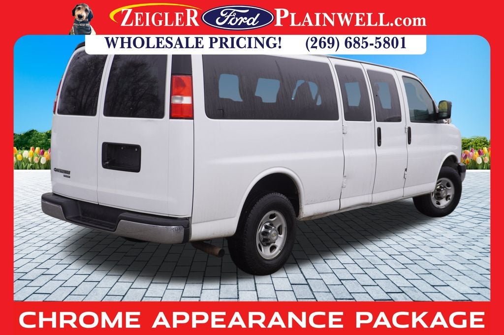 2016 Chevrolet Express 3500 LT Passenger