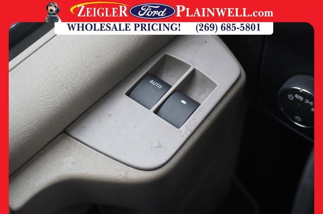 2015 Chevrolet Express 4500 Base Cutaway