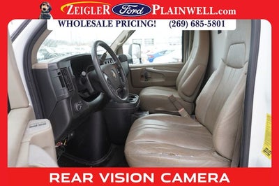2015 Chevrolet Express 4500 Base Cutaway