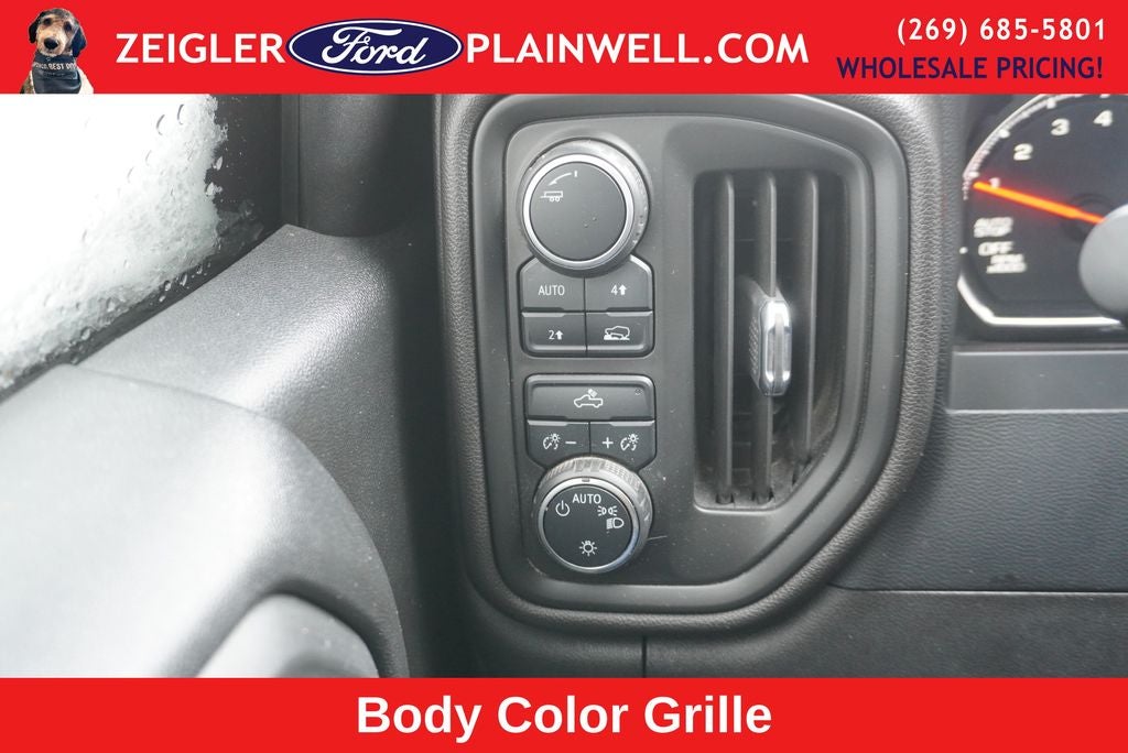 2022 Chevrolet Silverado 1500 LTD Custom CREW CAB 4X4 BLACK APPEARANCE PLG 20' WHEELS