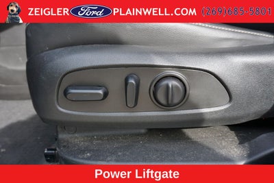 2023 GMC Acadia SLT LUX TECH & PREFERED PKG NAV 3RD ROW 4X4 TOW PKG