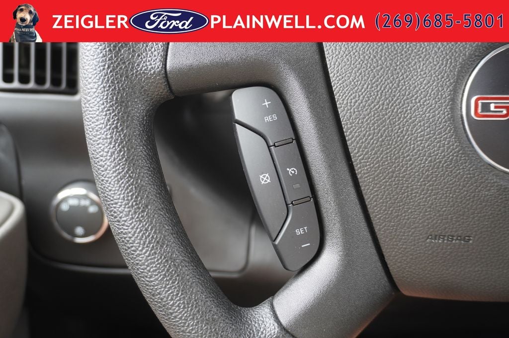 2024 GMC Savana 2500 Work Van Low Roor Cargo Van Rear Camera