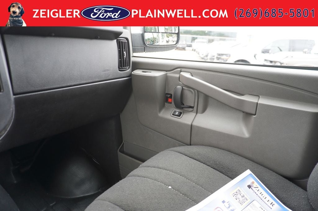 2024 GMC Savana 2500 Work Van Low Roor Cargo Van Rear Camera
