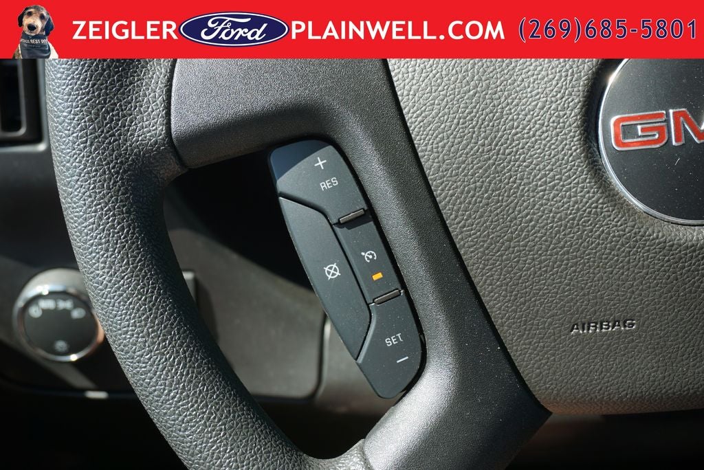 2024 GMC Savana 2500 Work Van Low Roor Cargo Van Rear Camera