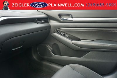2023 Nissan Altima 2.5 SV AWD Single Panel Moonroof ProPILOT Assist R Camera