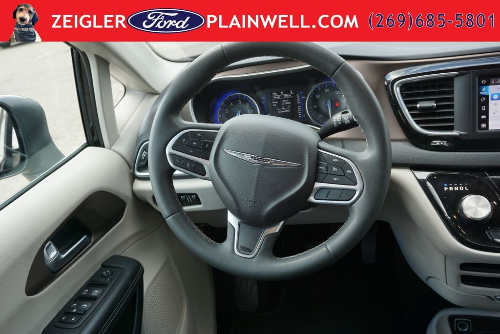 2024 Chrysler Voyager LX