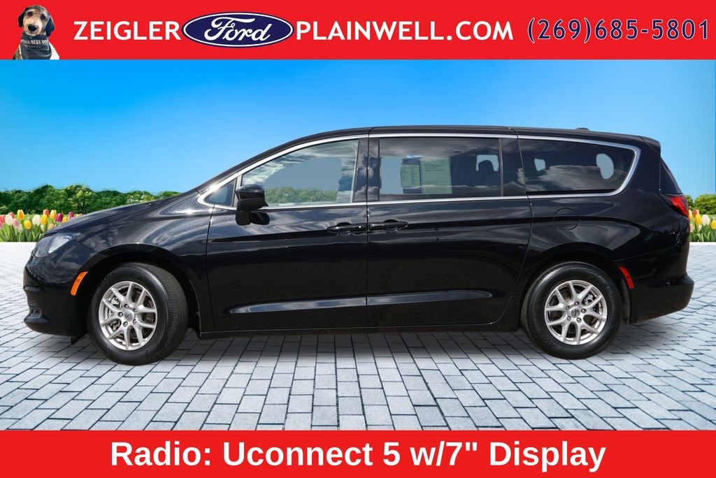 2024 Chrysler Voyager LX