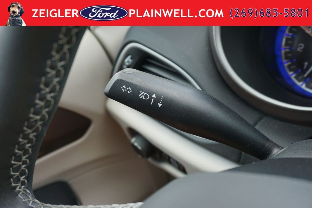 2024 Chrysler Voyager LX