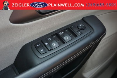 2024 Chrysler Voyager LX