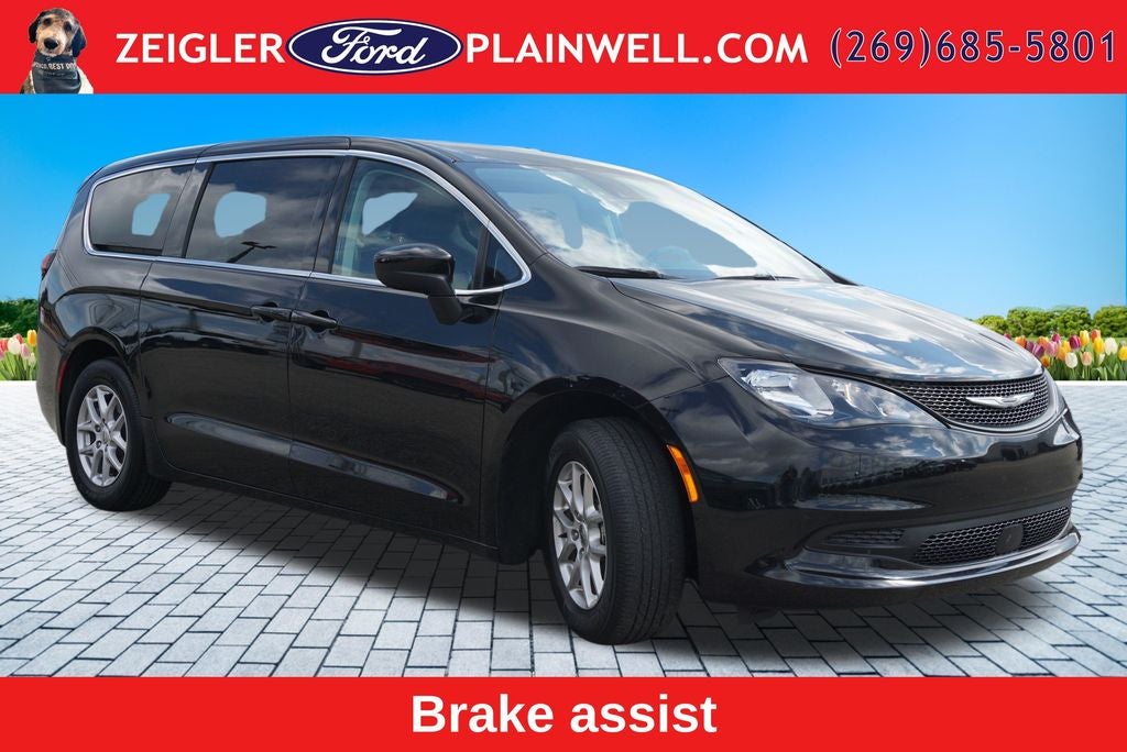 2024 Chrysler Voyager LX