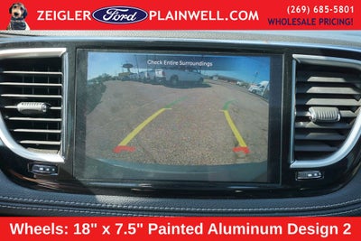 2023 Chrysler Pacifica Limited Heated Leather Power Moonroof Navigation Quad Rear