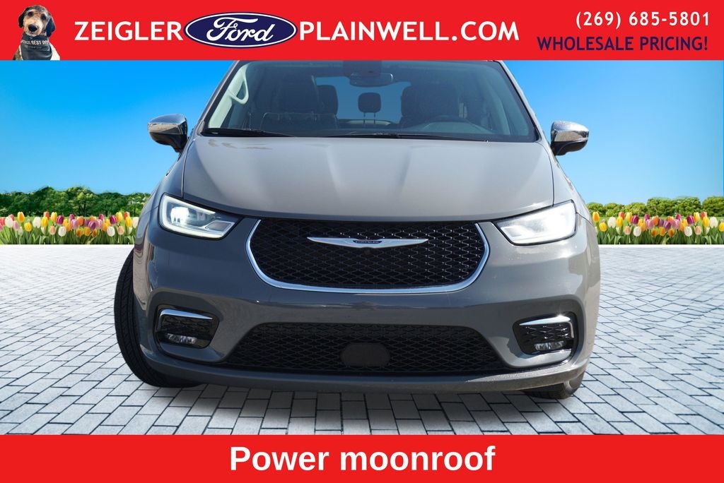 2023 Chrysler Pacifica Limited Heated Leather Power Moonroof Navigation Quad Rear