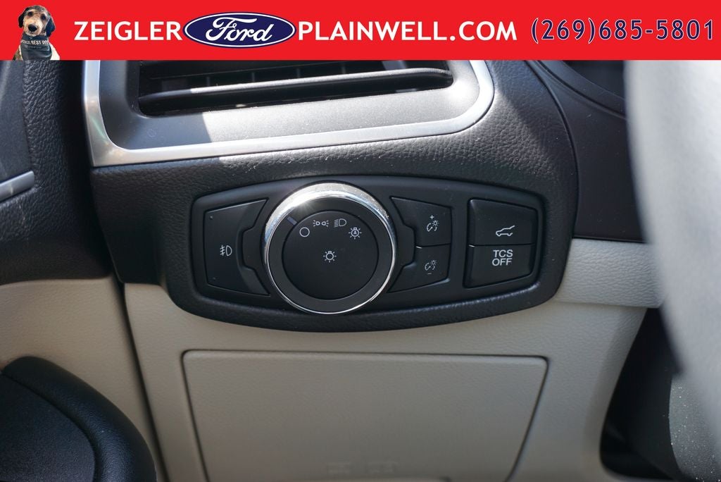 2024 Ford Edge Titanium AWD Panoramic Roof Heated Cooled Leather Navigatio