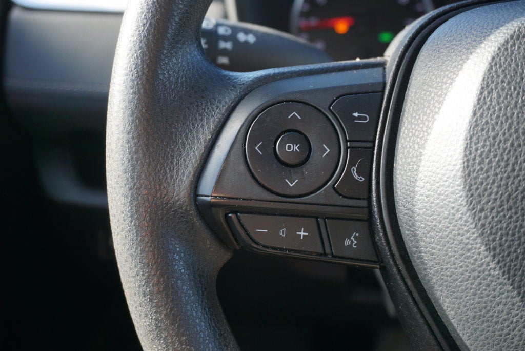 2022 Toyota RAV4 LE AWD Blind Spot Pkg Rear Camera